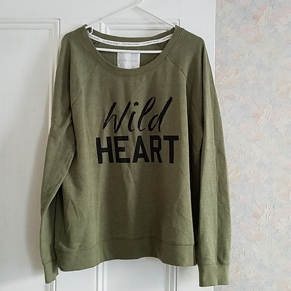 Victoria's Secret Tops - Victoria's Secret Wild Heart Sweatshirt - XL